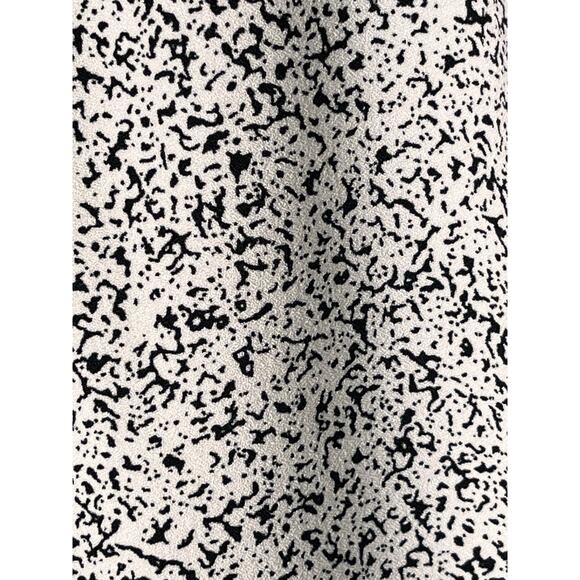 Women’s Black & White Abstract Print Blouse – V-Neck Cap Sleeve Tunic Top XXL - Picture 3 of 10